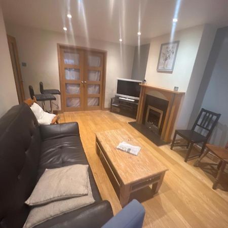 Apartament Theldon Luton  Zewnętrze zdjęcie