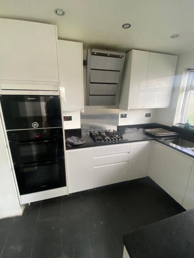 Apartament Theldon Luton  Zewnętrze zdjęcie