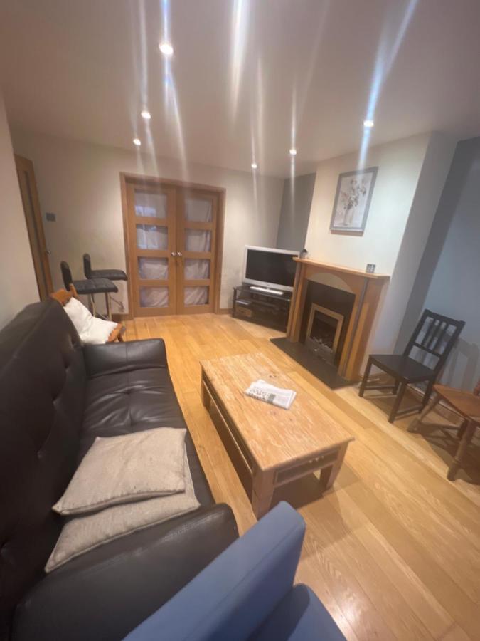 Apartament Theldon Luton  Zewnętrze zdjęcie