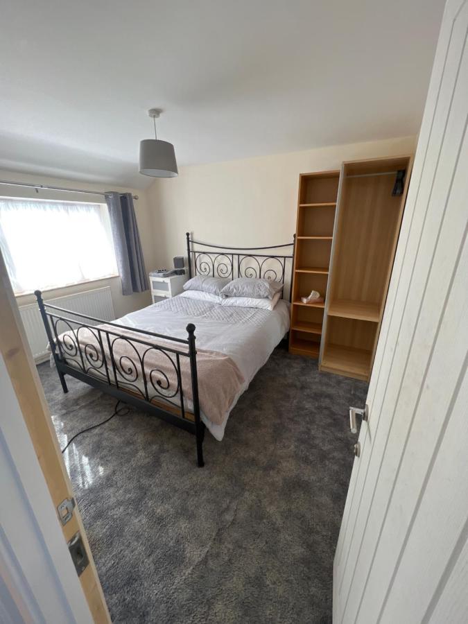 Apartament Theldon Luton  Zewnętrze zdjęcie